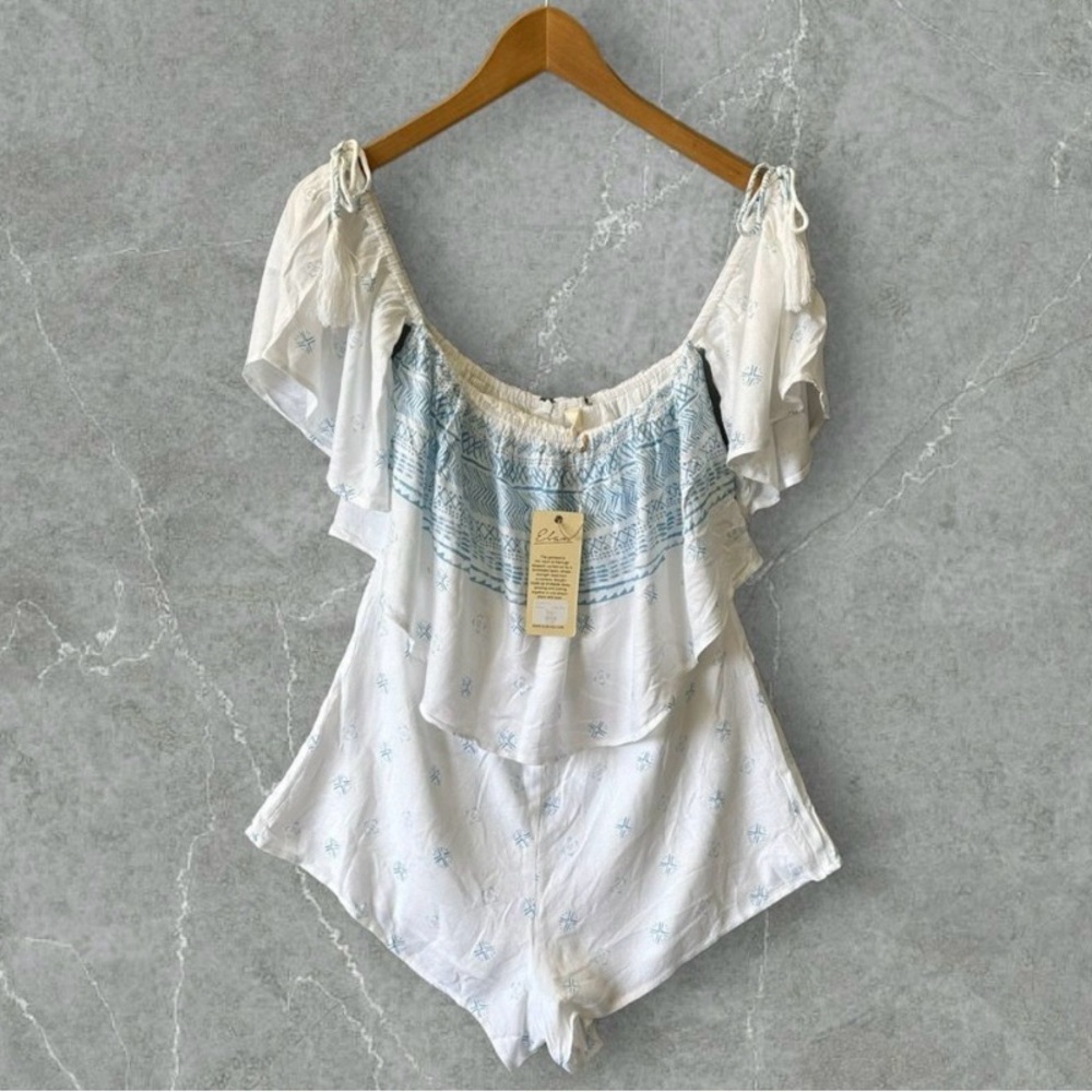NWT, new Elan Romper size medium